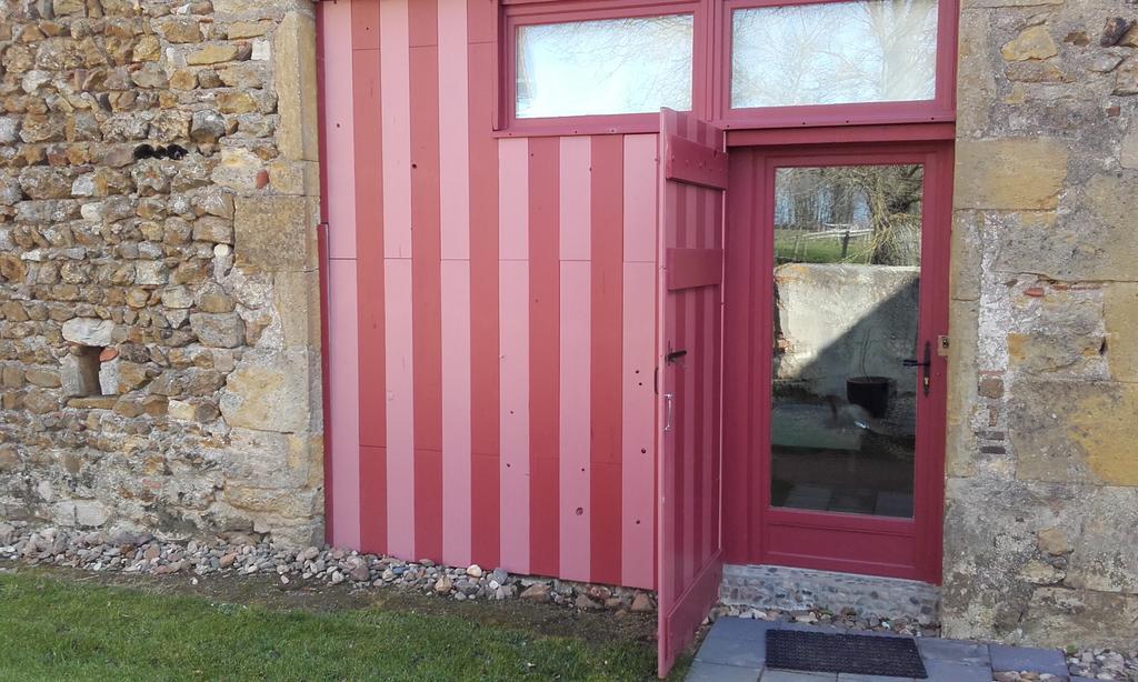 Chambres D'Hotes La Vie En Roses Iguerande Exterior foto